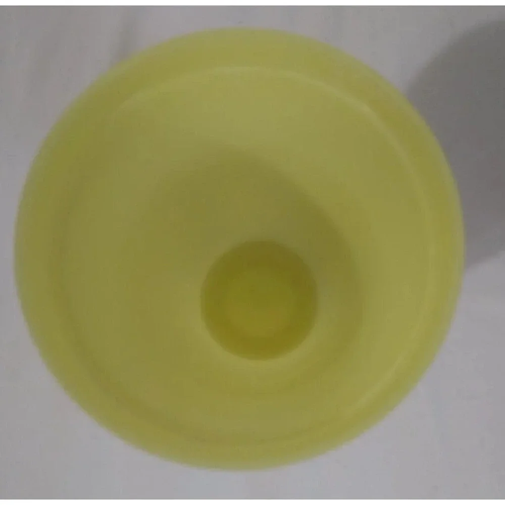 Tupperware Tumbler Shaker Cup Yellow 844-2‎ Flip Lid 844-3 Insert 846-15 Vintage